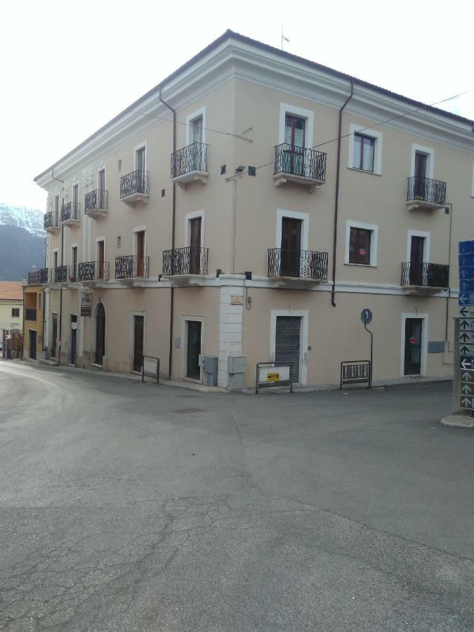 Palazzo Camelot, 19 Via Nazionale San Demetrio ne' Vestini